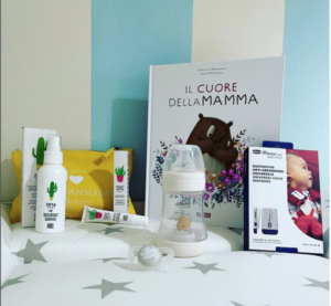 Foto dei prodotti contenuti nella box ricevuta dalle VIM nell'edizione spring 2023 della Baby Shower Week